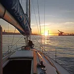 Sleep Aboard A Sailing Boat In Διαμέρισμα *