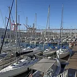 Sleep Aboard A Sailing Boat In Διαμέρισμα Lisboa