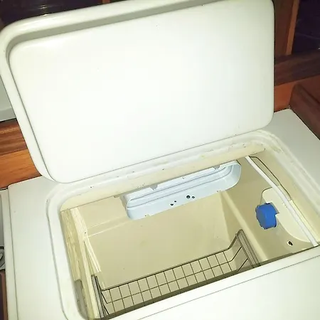 Appartamento Sleep Aboard A Sailing Boat In